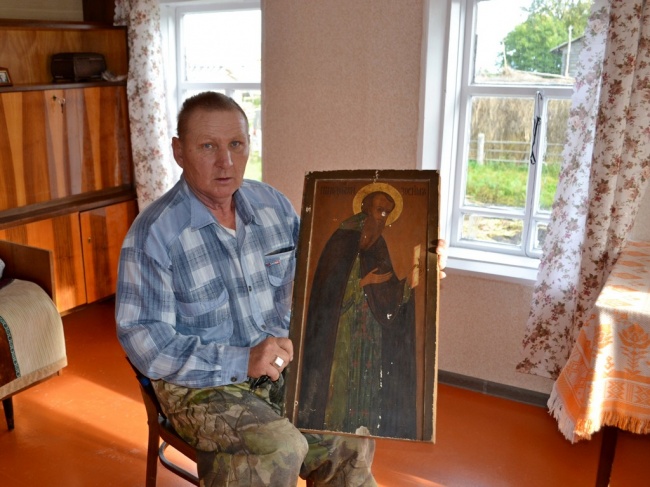 Житель Пурнемы передал национальному парку «Онежское Поморье» икону, спасённую из местного храма в советские годы